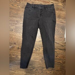 Maurices High Rise Black Jegging